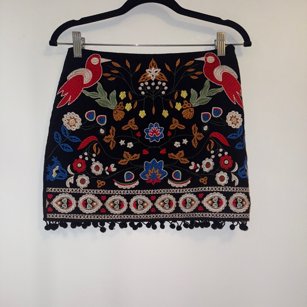 Umgee Boho Festival Embroidered Mini Skirt Birds Floral Pom Trim – Size Small - Picture 6 of 13